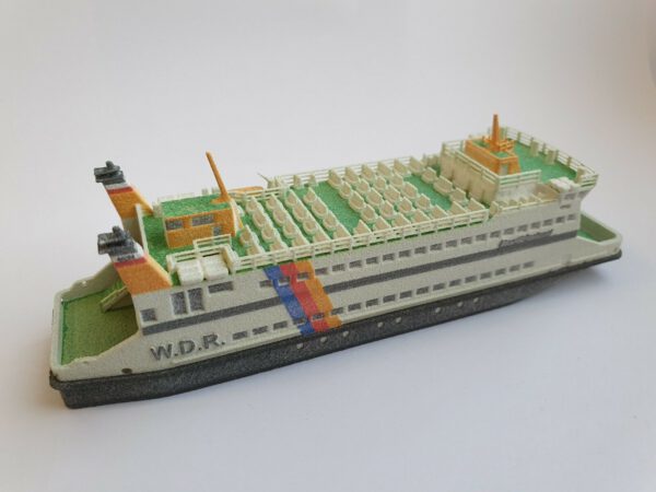 Modellschiff Fährschiff MS Nordfriesland Wyker Dampfschiffs-Reederei 1:550 Collector Modell – Bild 2